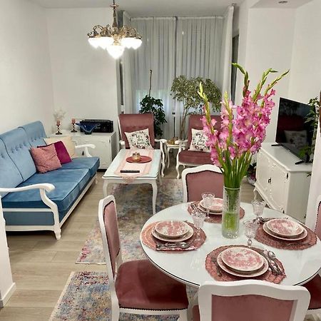 Crystal Rose - Center Apartment Skopje Bagian luar foto